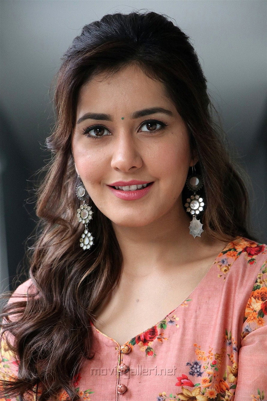Rashi Khanna Portrait in Floral Kurta with Traditional Jhumka Earrings HD phone wallpaper