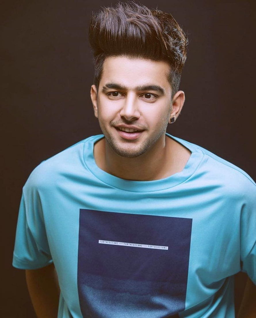 Jass Manak Portrait in Turquoise T-Shirt with Modern Pompadour Haircut HD phone wallpaper