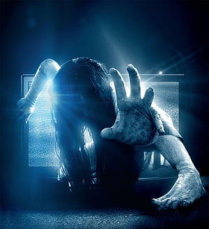 The Ring 2017 Horror Movie Poster Featuring Sadako Emerging From Television Screen HD phone wallpaper