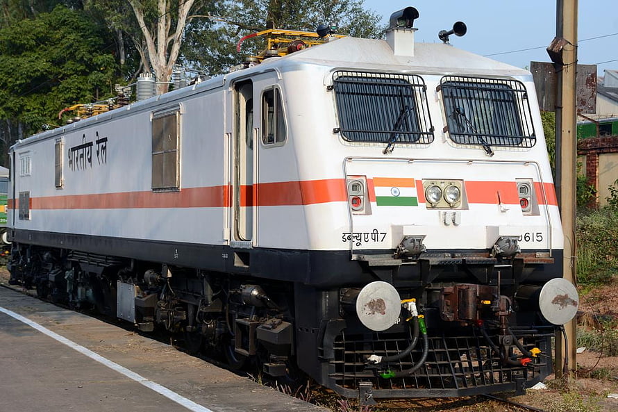 Indian Railways WAP-7 Electric Locomotive on the Tracks HD wallpaper