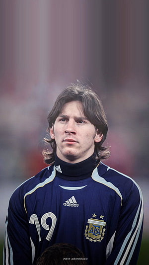 Young Lionel Messi in Argentina National Team Training Kit HD phone wallpaper