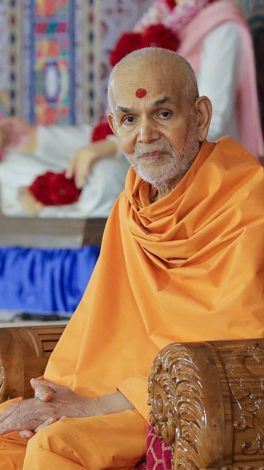 Mahant Swami Maharaj Portrait in Traditional Saffron Robes HD phone wallpaper