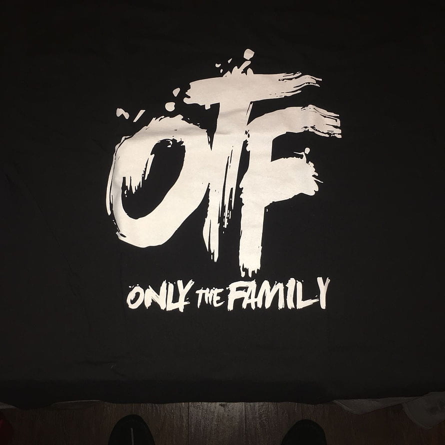Only The Family OTF Brushstroke Logo on Black Fabric HD phone wallpaper