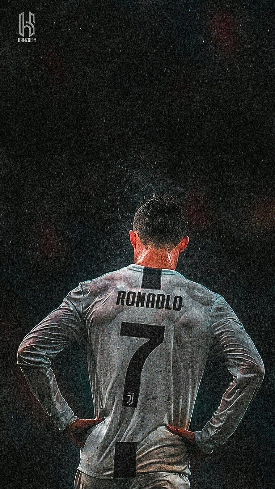 Cristiano Ronaldo in Juventus Kit Standing in the Rain with Hands on Hips HD phone wallpaper