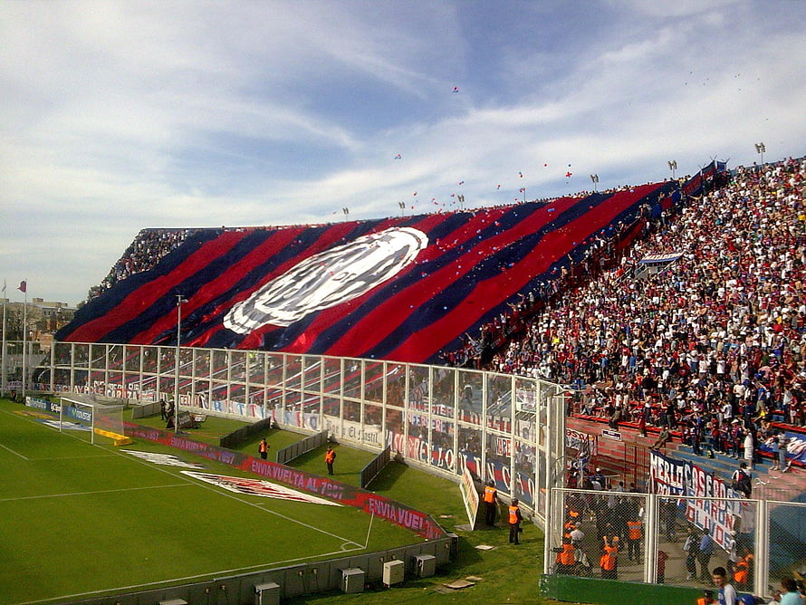 San Lorenzo de Almagro Stadium Tifo Display With Red And Blue Stripes HD wallpaper
