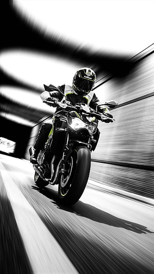 Kawasaki Z900 Rider in Motion Through Tunnel with Dramatic Motion Blur HD phone wallpaper