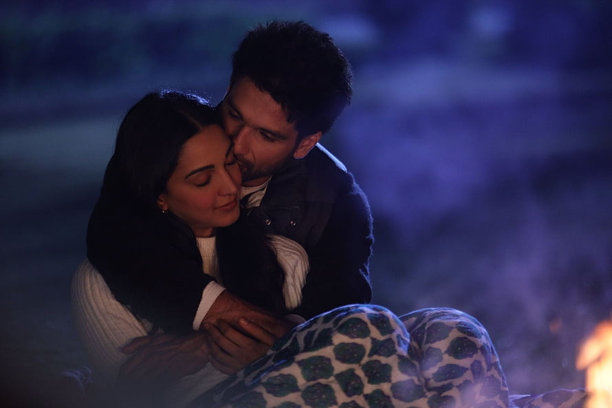 Kabir Singh Romantic Couple Embrace by Campfire at Night HD wallpaper