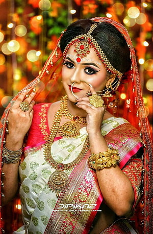 Indian Bride in Traditional Red Saree with Gold Jewelry and Nose Ring HD phone wallpaper