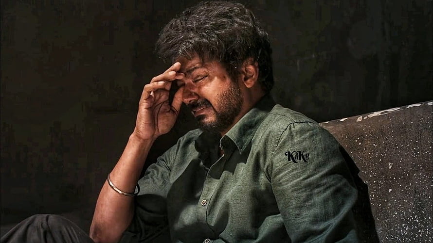 Vijay in a Moment of Emotional Distress Wearing a Green Shirt HD wallpaper