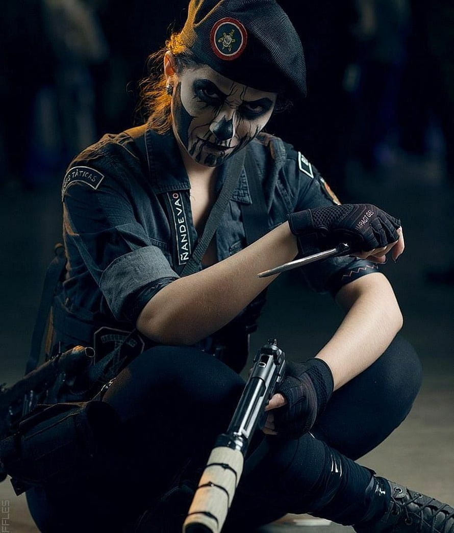 Caveira Operator Cosplay from Tom Clancy's Rainbow Six Siege with Tactical Gear and Face Paint HD phone wallpaper