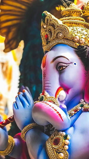 Ganesh Devotional Portrait with Golden Crown and Praying Hands HD phone wallpaper