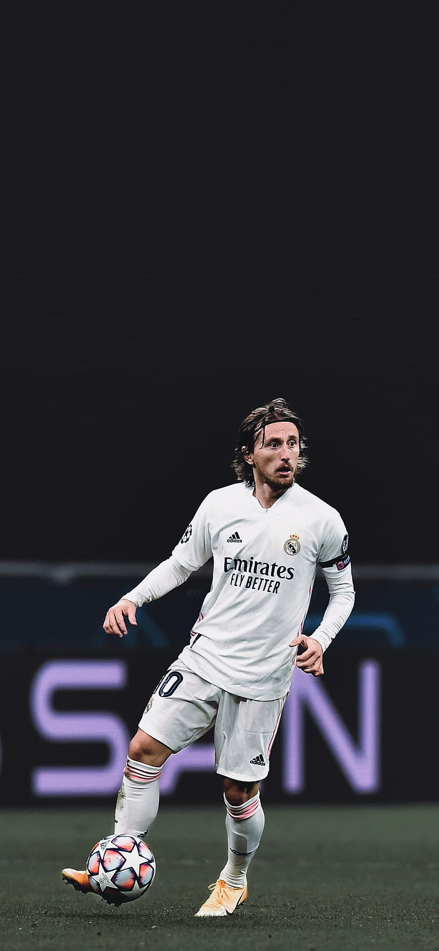 Luka Modric in Real Madrid Kit Dribbling During UEFA Champions League Match HD phone wallpaper