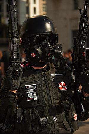 Resident Evil Umbrella Corporation Bioterrorism Countermeasure Soldier in Full Tactical Gear HD phone wallpaper