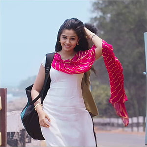 Krithi Shetty in White Dress with Pink Dupatta HD phone wallpaper