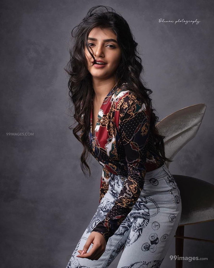 Sree Leela Studio Portrait in Patterned Top and Printed Jeans HD phone wallpaper