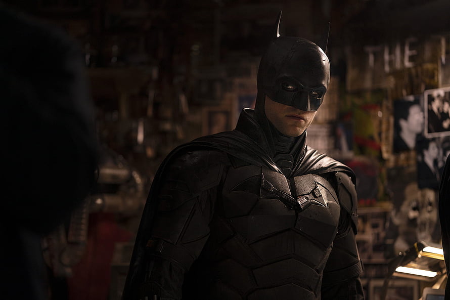 Robert Pattinson as Batman in The Batman 2022 Film Still HD wallpaper