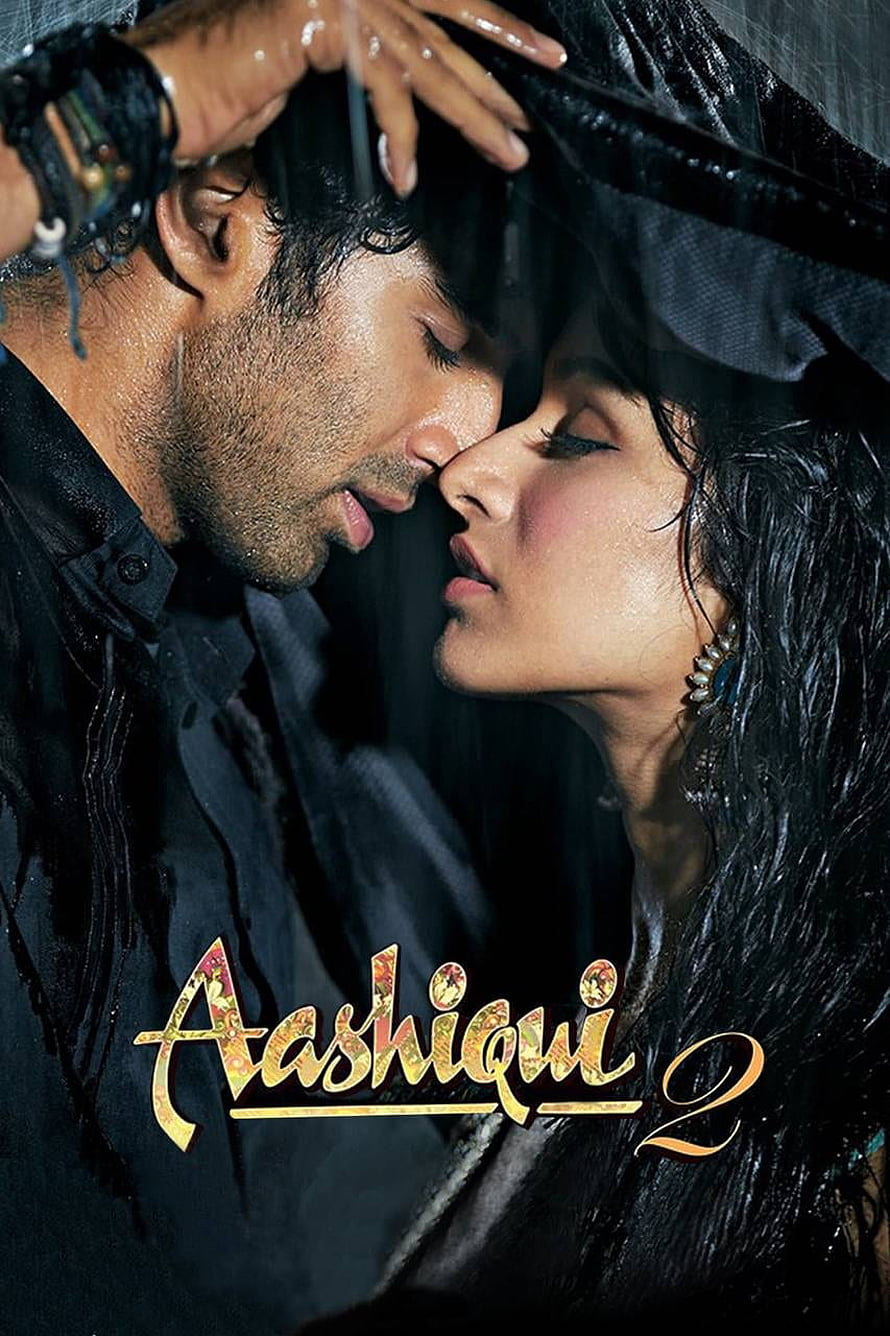 Aashiqui 2 Movie Poster Featuring Intimate Close-Up of Lead Actors in Rain HD phone wallpaper