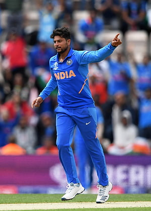 Kuldeep Yadav in India Cricket Jersey Pointing on the Field HD phone wallpaper