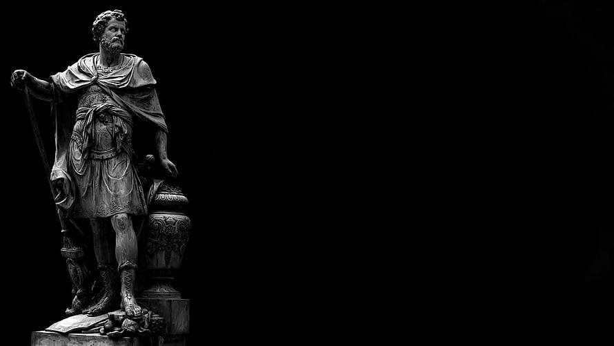 Classical Greek Statue of a Roman Emperor in Dramatic Black and White HD wallpaper