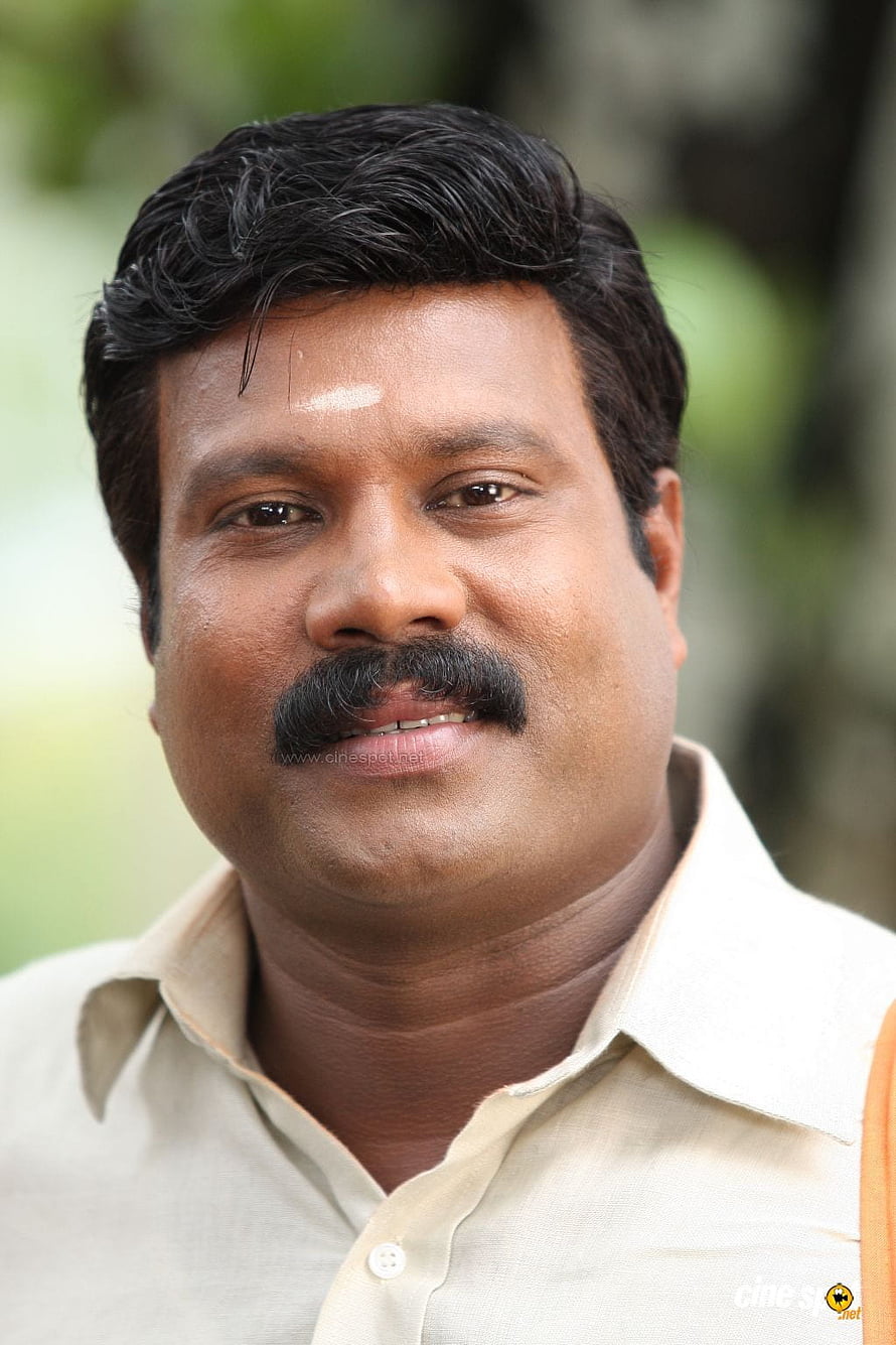 Kalabhavan Mani Portrait in Cream Shirt with Traditional Forehead Mark HD phone wallpaper
