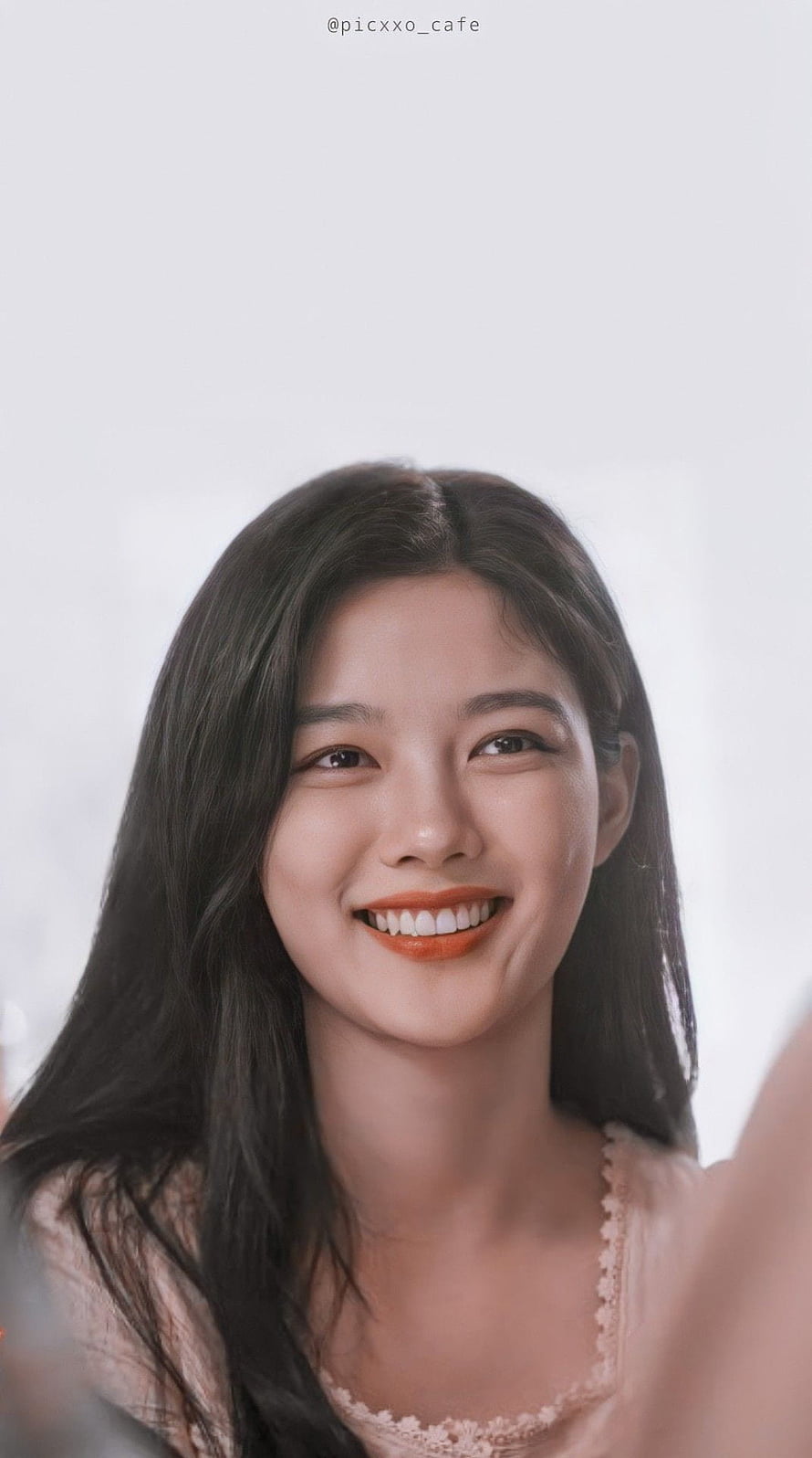 Kim Yoo Jung Smiling Portrait with Long Dark Hair and Soft Natural Makeup HD phone wallpaper