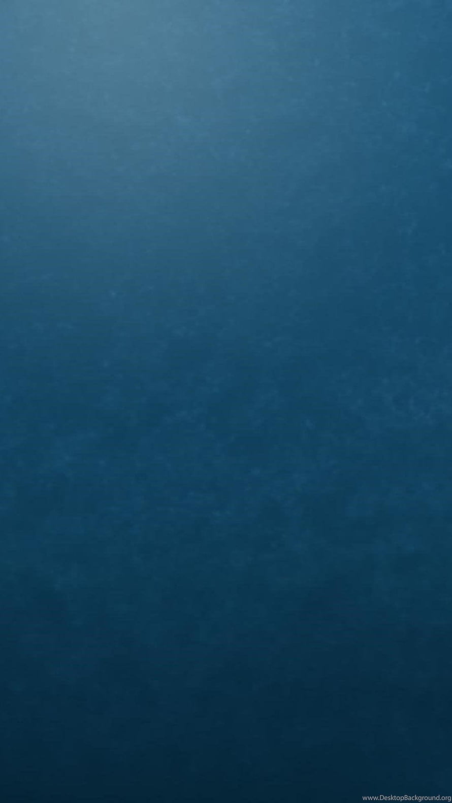 Deep Ocean Blue Gradient Texture with Subtle Grain and Soft Light HD phone wallpaper