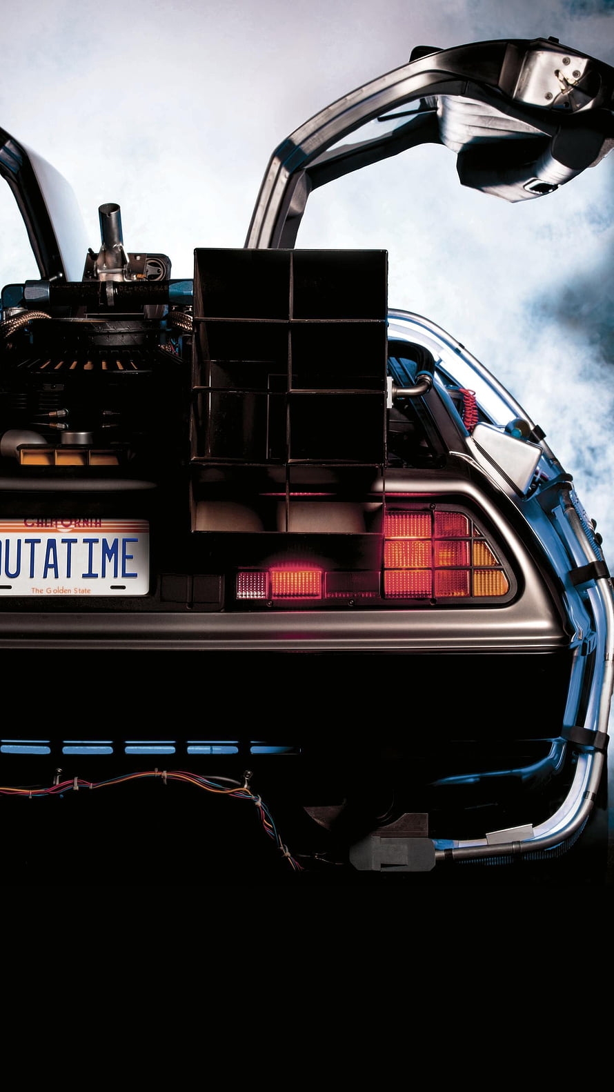 Back to the Future DeLorean Time Machine Rear View with California License Plate HD phone wallpaper