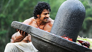 Prabhas as Shivudu in Bahubali Carrying Stone Grinding Wheel HD wallpaper