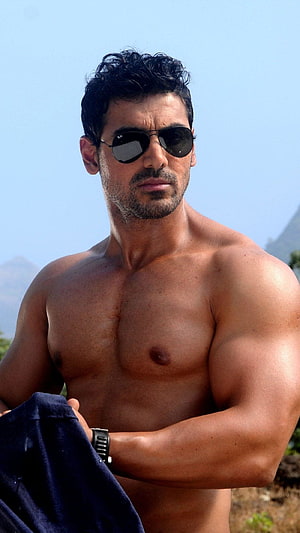 John Abraham Shirtless Portrait Wearing Aviator Sunglasses Outdoors HD phone wallpaper
