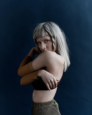 Aurora Aksnes Studio Portrait with Platinum Hair and Dark Blue Background HD phone wallpaper