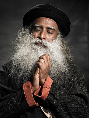 Sadhguru in Deep Meditation with Hands Pressed Together in Prayer Pose HD phone wallpaper