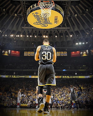 Steph Curry Shooting a Free Throw at Oracle Arena During a Golden State Warriors Game HD phone wallpaper