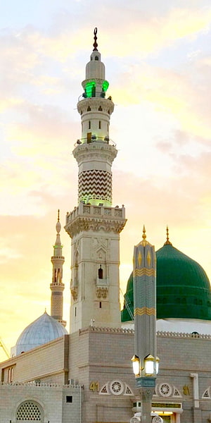 Roshan-e-Rasool Mosque Minaret and Green Dome at Golden Hour HD phone wallpaper