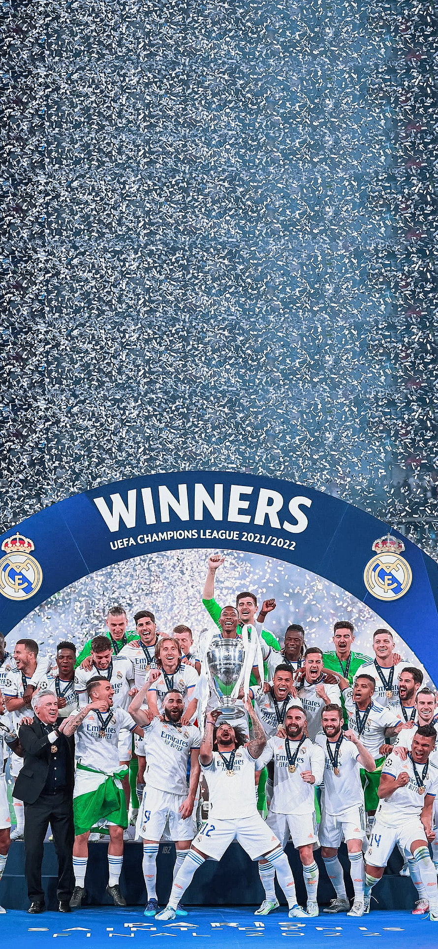 Real Madrid Players Celebrating UEFA Champions League 2022 Victory in Paris HD phone wallpaper