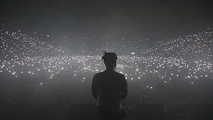 Juice Wrld Silhouette Facing Sea of Lights at Nighttime Concert HD wallpaper