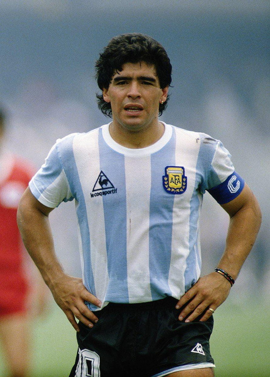 Diego Maradona in the Argentina National Team Sky Blue and White Striped Kit HD phone wallpaper