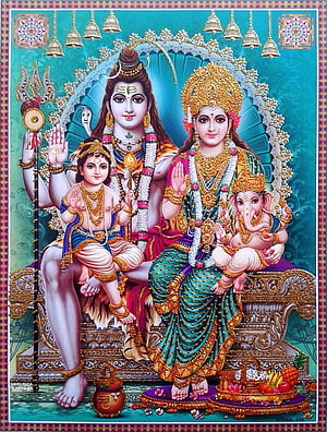Lord Shiva, Parvati, Ganesha, and Kartikeya in a Traditional Indian Family Portrait HD phone wallpaper