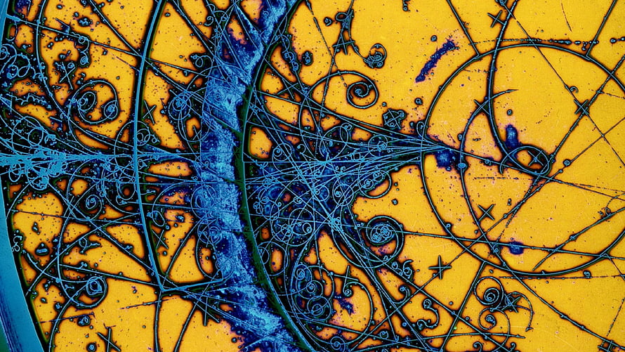 Abstract Fractal Art with Intricate Blue and Gold Geometric Patterns HD wallpaper