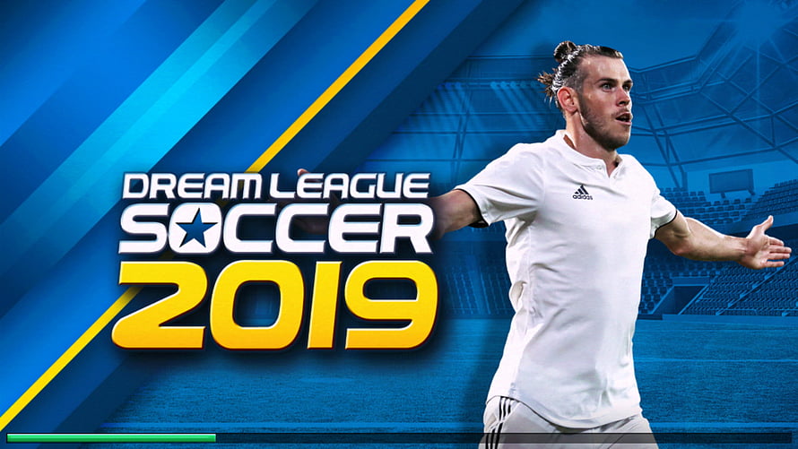 Dream League Soccer 2019 promotional artwork featuring a celebrating football player in a white kit HD wallpaper