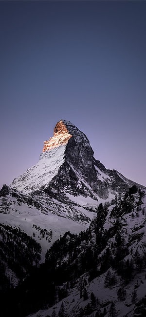 Matterhorn Peak at Zermatt Switzerland with Golden Sunrise Light on Snowy Slopes HD phone wallpaper
