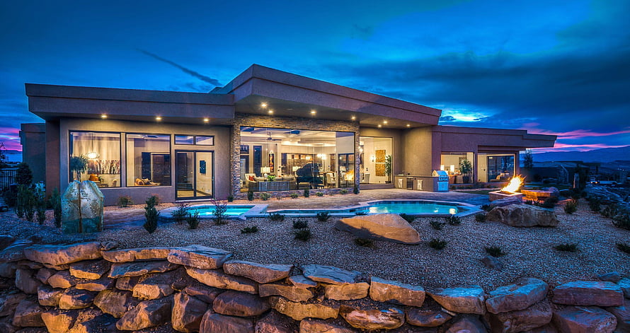 Modern Desert Luxury Home With Pool And Fire Pit At Dusk HD wallpaper