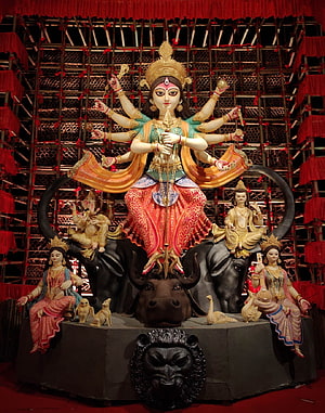 Elaborate Durga Puja Murti with Multi-Armed Goddess and Animal Figures HD phone wallpaper