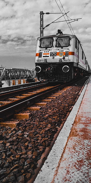 Indian Railways WAP-7 Electric Locomotive on Ballasted Track HD phone wallpaper