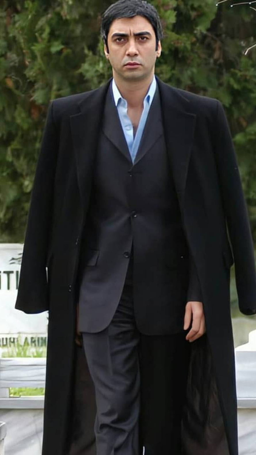 Polat Alemdar from Kurtlar Vadisi in a formal black overcoat and suit HD phone wallpaper