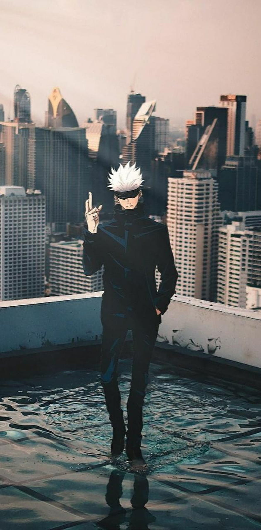 Gojo Satoru Standing on Rooftop with City Skyline in Jujutsu Kaisen HD phone wallpaper
