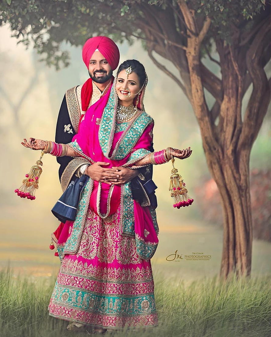 Punjabi Wedding Couple in Traditional Attire with Kalire and Turban HD phone wallpaper