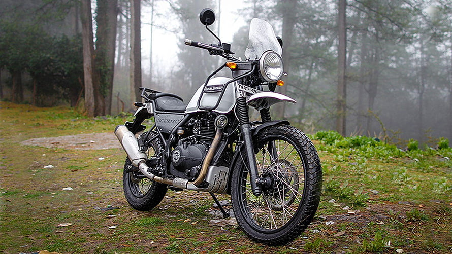 Royal Enfield Himalayan Adventure Motorcycle Parked in Misty Forest Clearing HD wallpaper