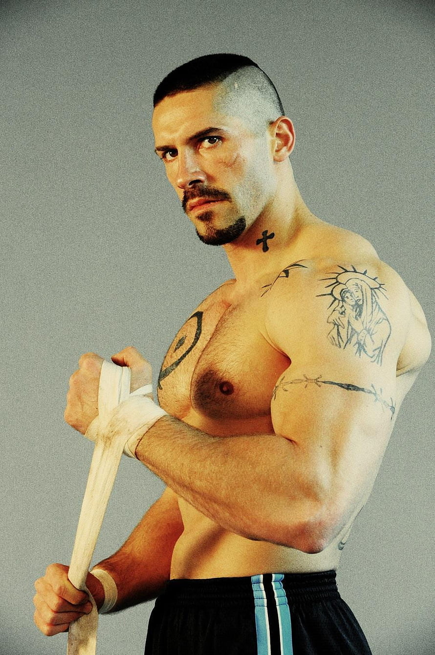 Yuri Boyka Wrapping Hands in White Boxing Tape HD phone wallpaper