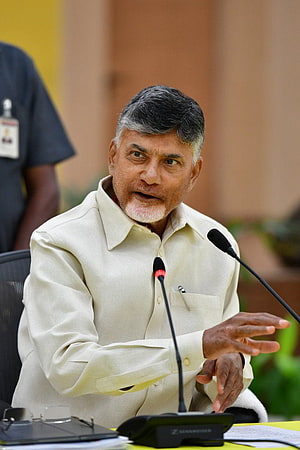 Nara Chandrababu Naidu Speaking at a Press Conference with Microphones HD phone wallpaper