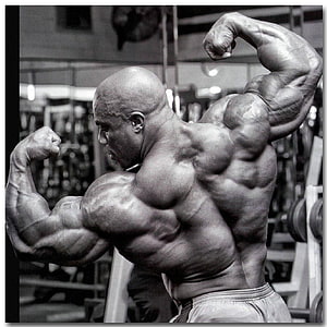 Ronnie Coleman Bodybuilding Pose in Black and White Gym Photography HD phone wallpaper